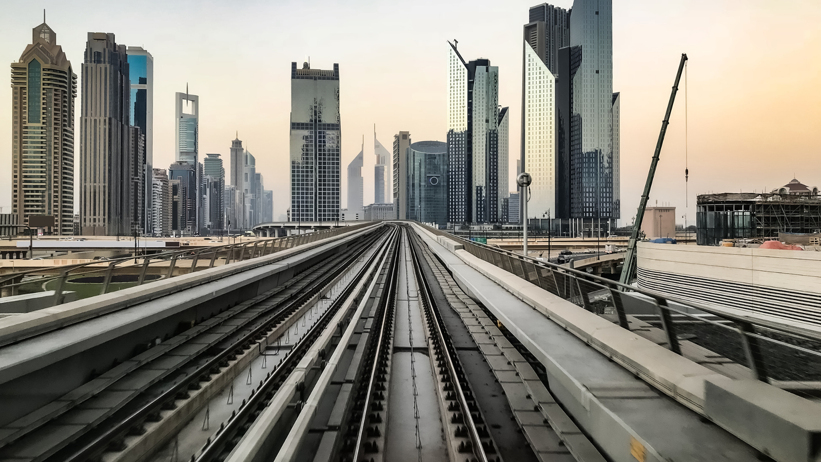 محترفين الحديث